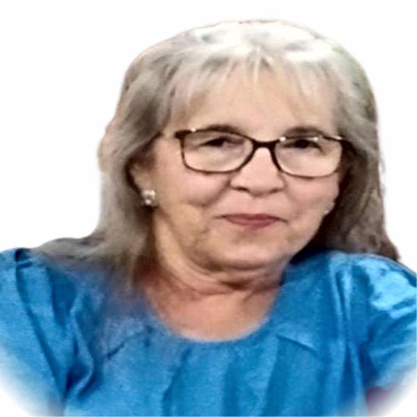 ÁUREA ADELAIDE MARCHIONI PEREIRA