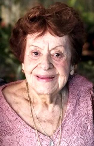 Nair Gaspar Garcia do Carmo