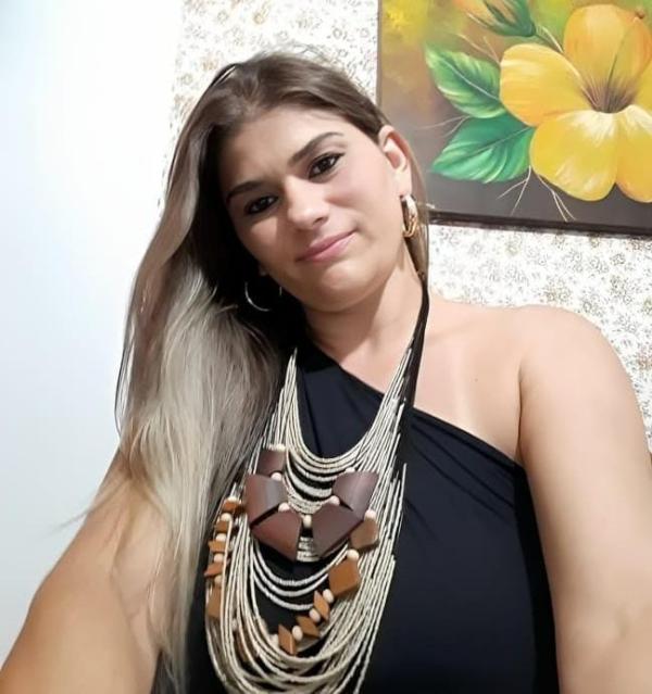 KARINA MARIA MENEGATTI