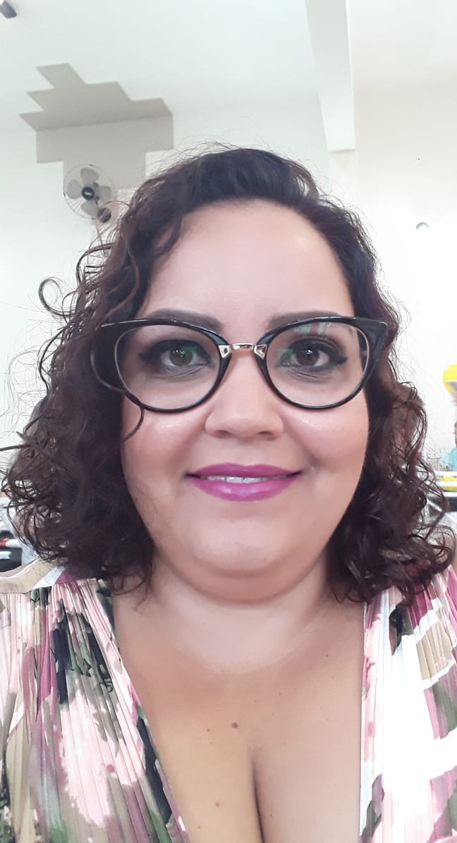 Andréia Di Nardi Monteiro